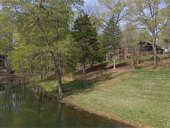 4th image of 113 Fairwood Ct