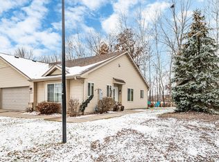 905 Rush Landing Ct, Rush City, MN 55069