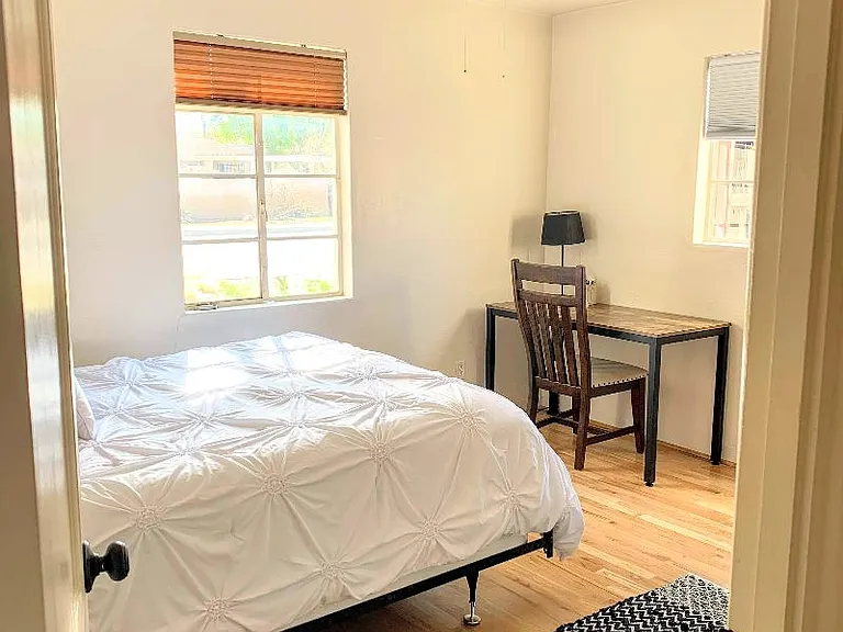 1028 Quincy St SE #A — Photo 12