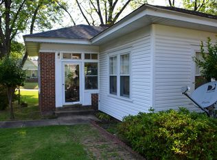 200 Cherry St, Booneville, MS 38829