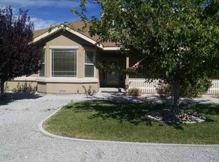 945 Lasso Way, Fernley, NV 89408