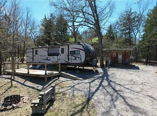 101 W Raintree Rdg, Mound City, KS 66056