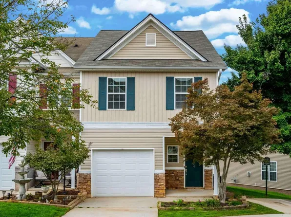 4824 Zephyr Cove Pl, Flowery Branch, GA 30542