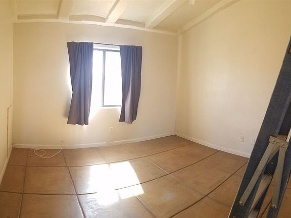 4th image of 1131 E Cordova Ave