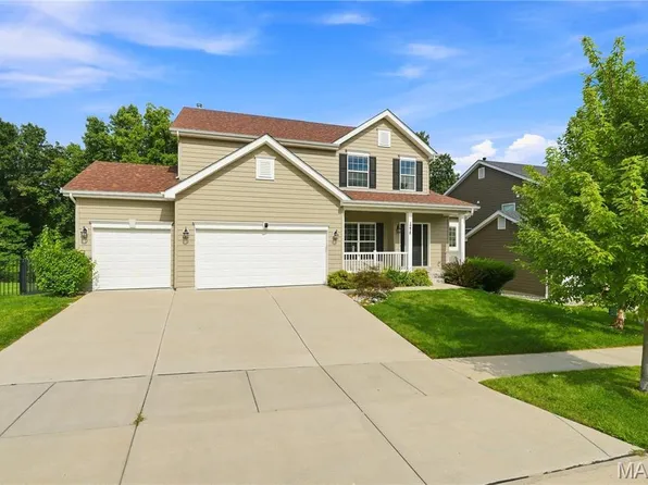1278 Harvester Dr, Chesterfield, MO 63005