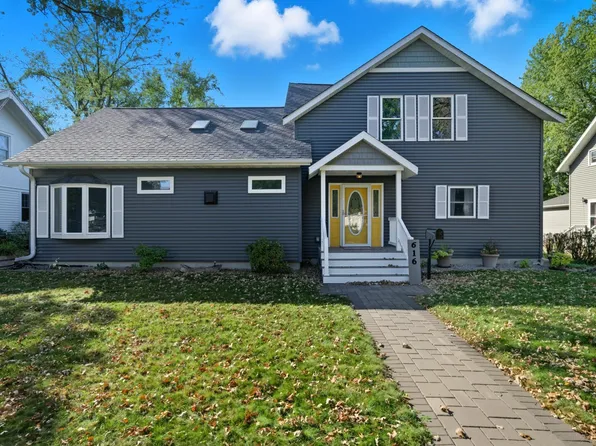616 Brown St SW, Hutchinson, MN 55350
