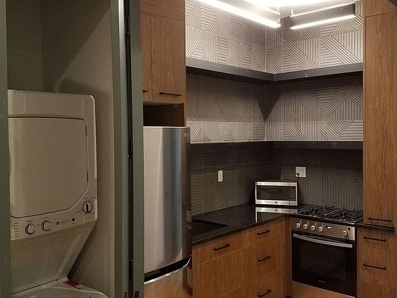 4th image of 18 Park St #1LL