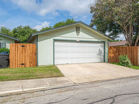 5th image of 4043 WILLOW GREEN DR
