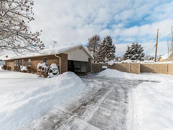 3rd image of 3036 W Millerama Ave