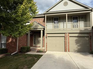 3913 Ravensfield Dr, Canton, MI 48188