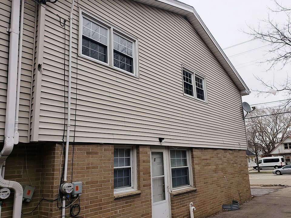 7027 N 43rd St #1 - Side Entry Door
