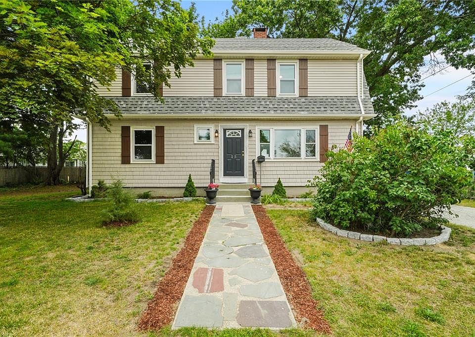15 Everleth Ave, Warwick, RI 02888 Zillow