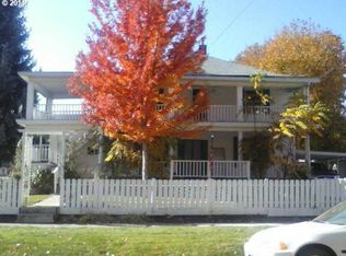 1302 8th St, La Grande, OR 97850