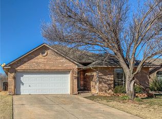 12309 SW 11th St, Yukon, OK 73099