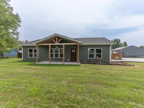 2924 E Benson Rd, Sturgeon, MO 65284