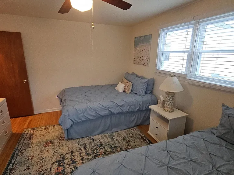 6901 Ventnor Ave #2 — Photo 29