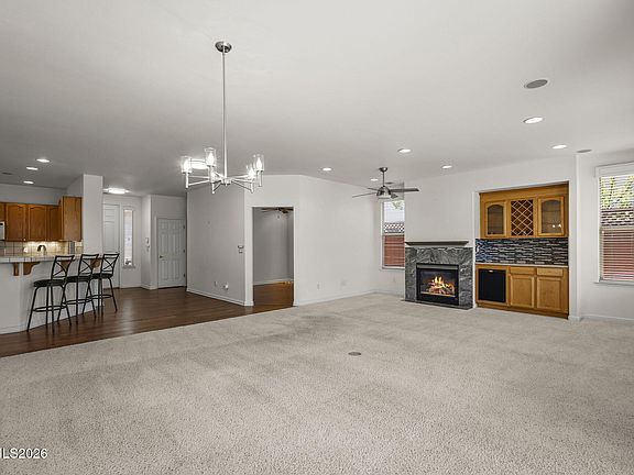 4th image of 2209 Avella Dr