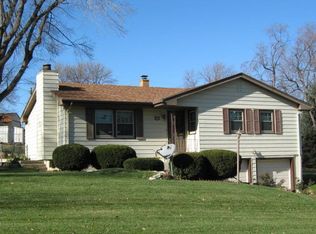 4502 Ridgeway Rd, Omaha, NE 68134