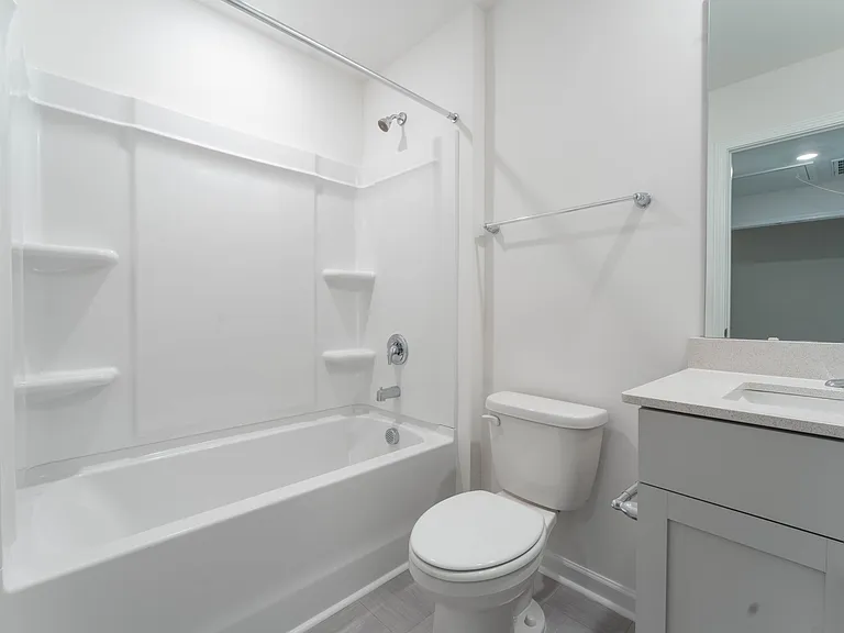 370 Freestall Dr #1 — Photo 14