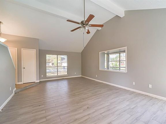 3rd image of 20207 Regents Corner Drive