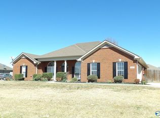317 Smokey Hills Ct, New Market, AL 35761