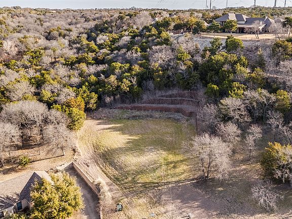 2nd image of 2103 Holly Ridge Ct