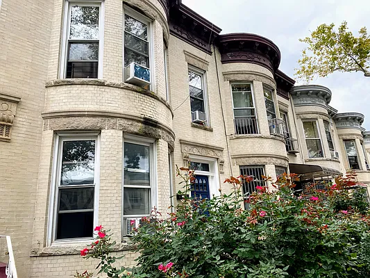 Rented by NextDoor Realty | media 40