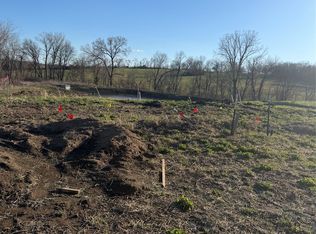 419 S Walnut Dr, Norwalk, IA 50211