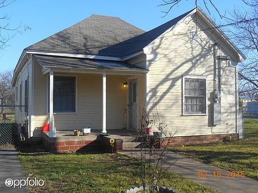 2nd image of 616 SW 15th St