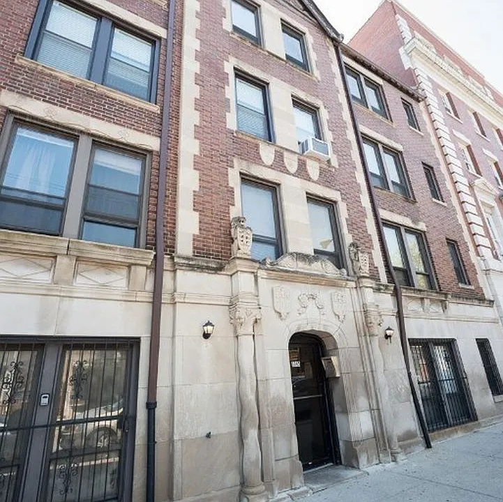 3345 N Marshfield Ave #308