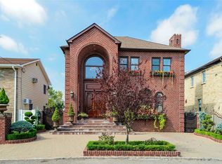 158-24 85th St, Howard Beach, NY 11414