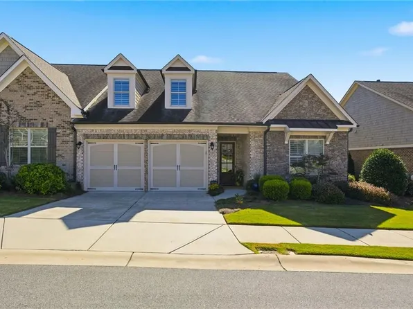 5745 Overlook Station Dr, Suwanee, GA 30024