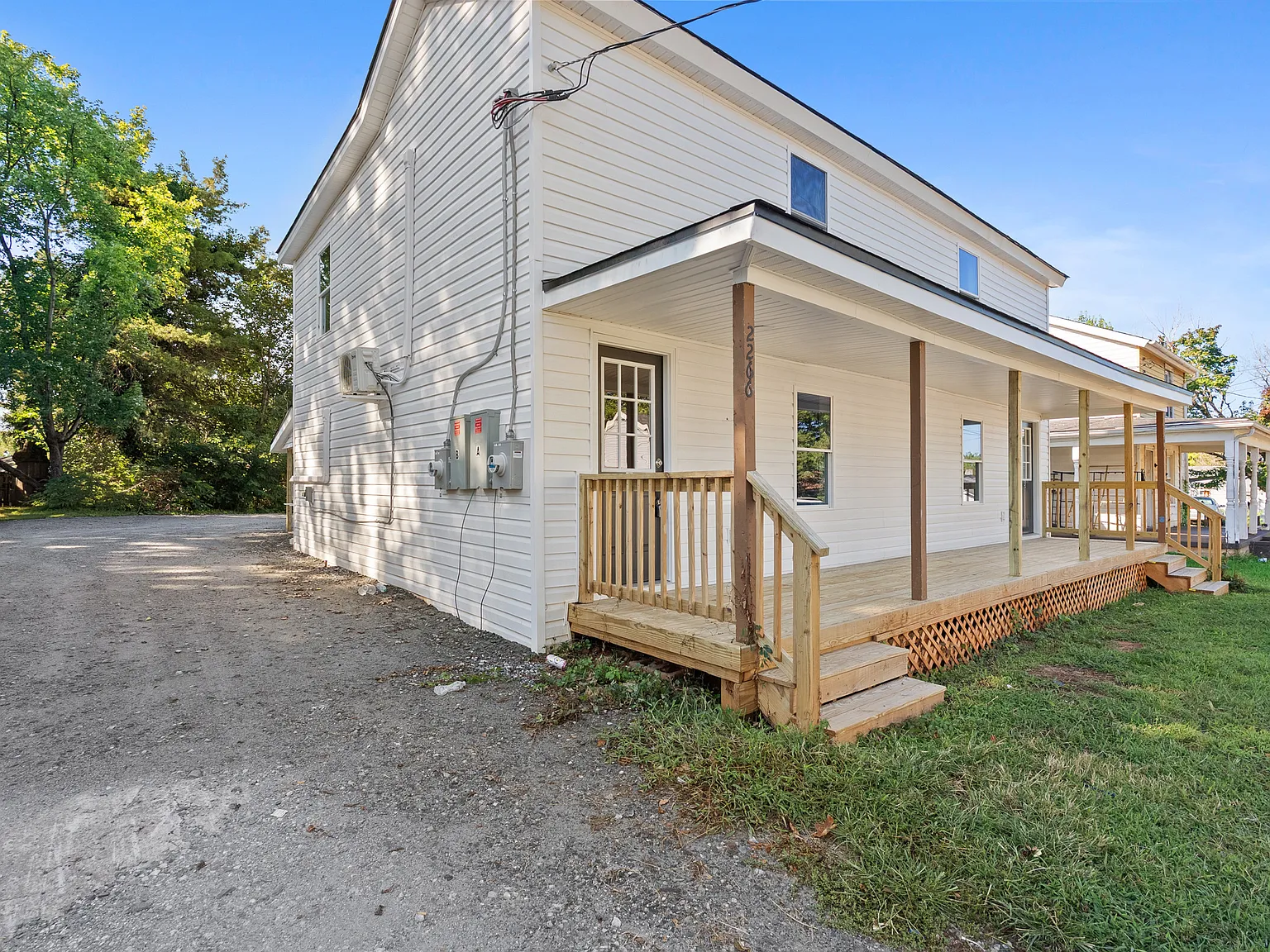 2 bed, $1,200 — Photo 3