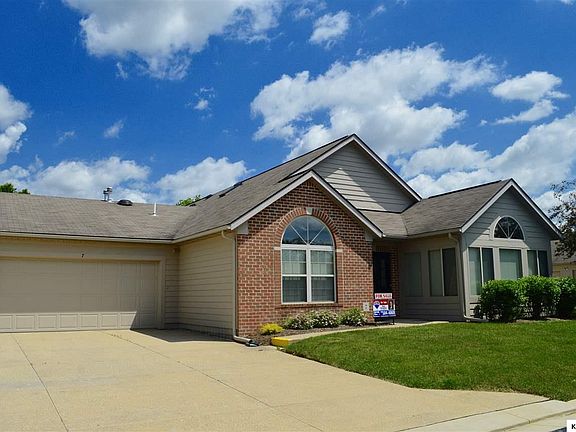 2nd image of 7 Woodberry Dr