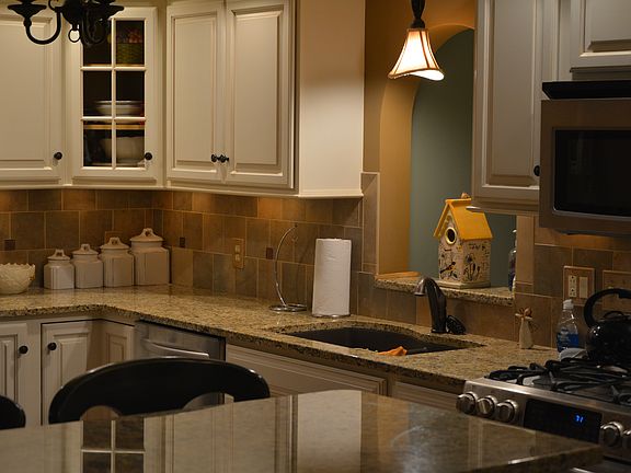 5th image of 4662 W 228th St