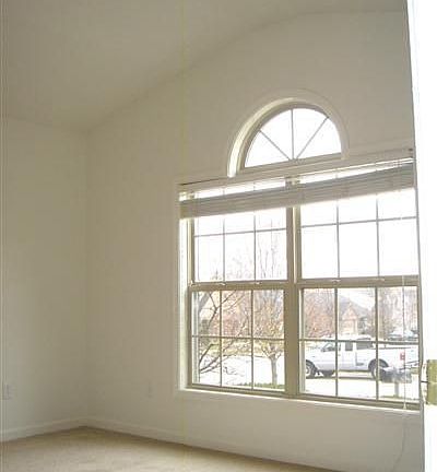 3rd image of 2328 Prescott Ln