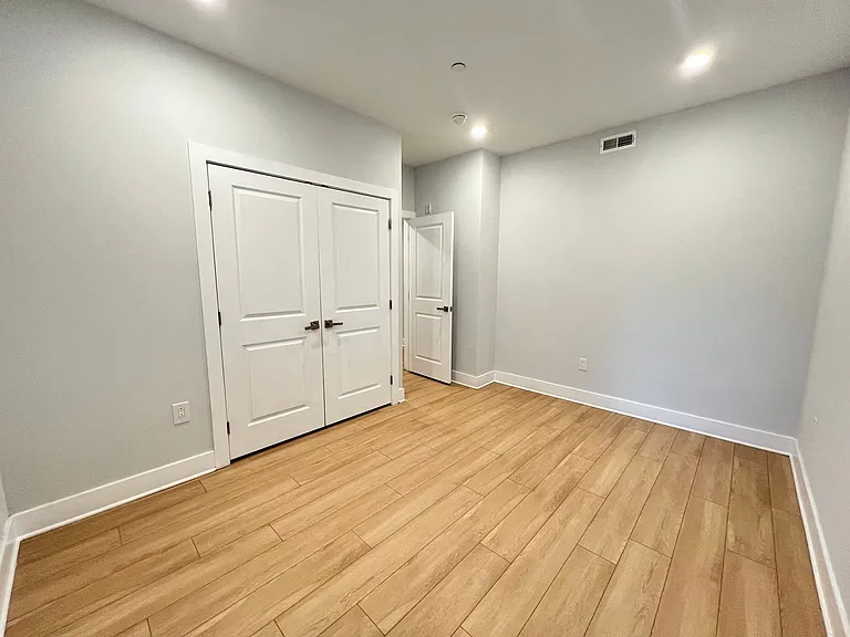 1132 N 41st St — Photo 11