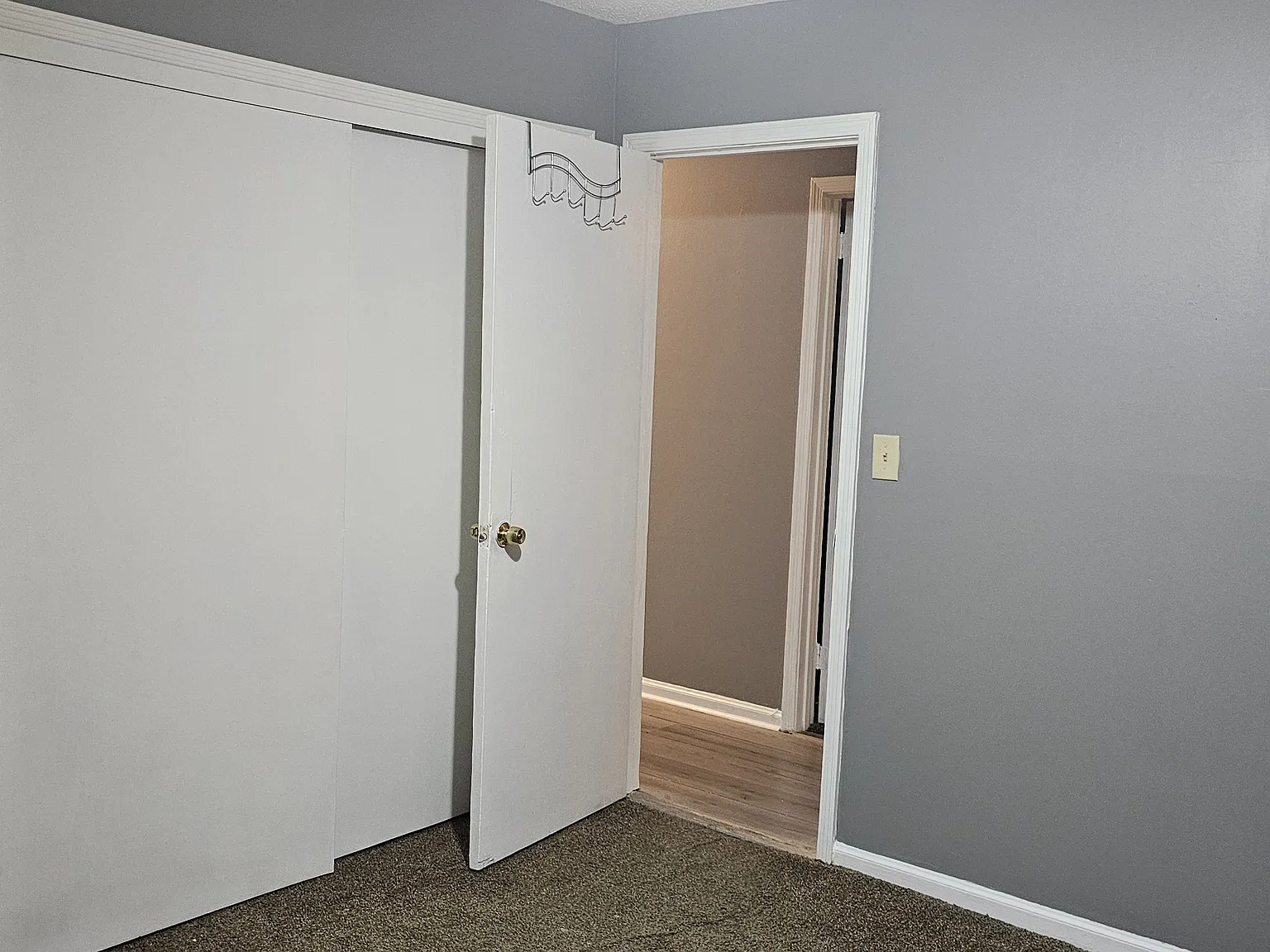 4212 Green Meadow Dr — Photo 2