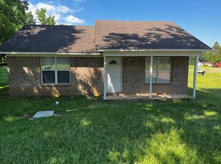 9 Powell Rd, Holcomb, MS 38940