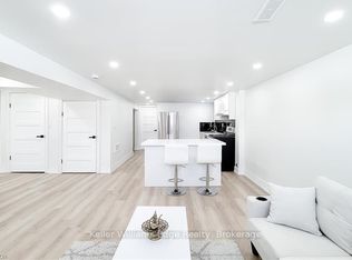 237 Fernwood Cres #2, Hamilton, ON L8T 3L7