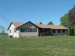 18 Rupell Rd, Clinton, NJ 08809