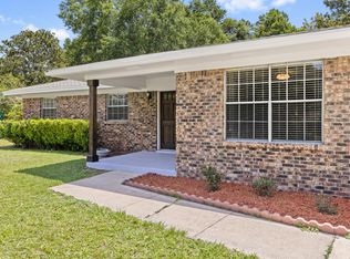 2431 Roberts Dr, Niceville, FL 32578