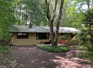 4163 Hemlock Trl, Pocono Pines, PA 18350