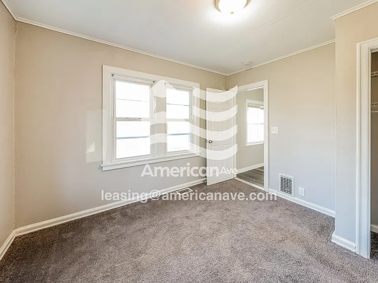 1253729_011_wm_-_bedroom_13549441.jpg