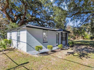 2702 W Lee St, Pensacola, FL, 32505