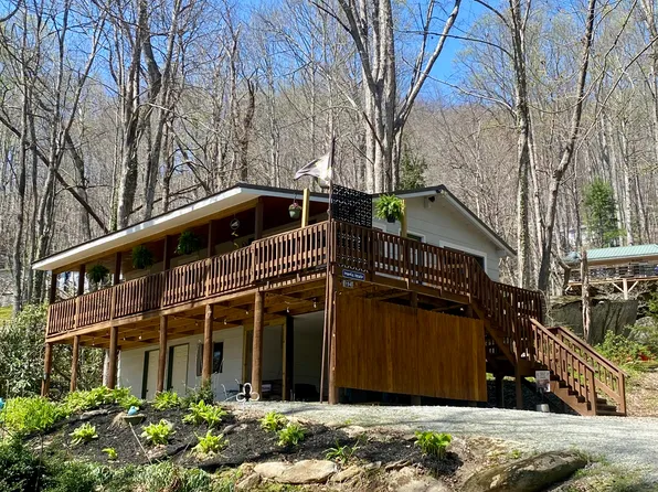 (undisclosed Address), Banner Elk, NC 28604