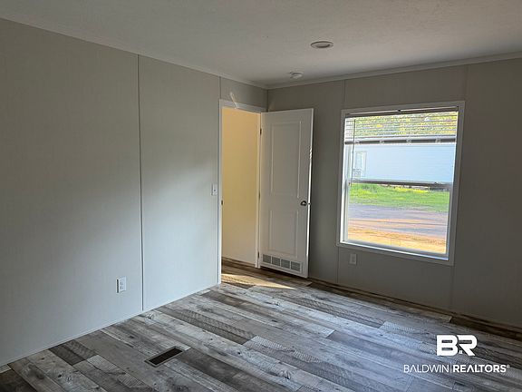5th image of 8130 Tanner Williams Rd #85