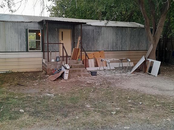 2nd image of 771 Honey Ln