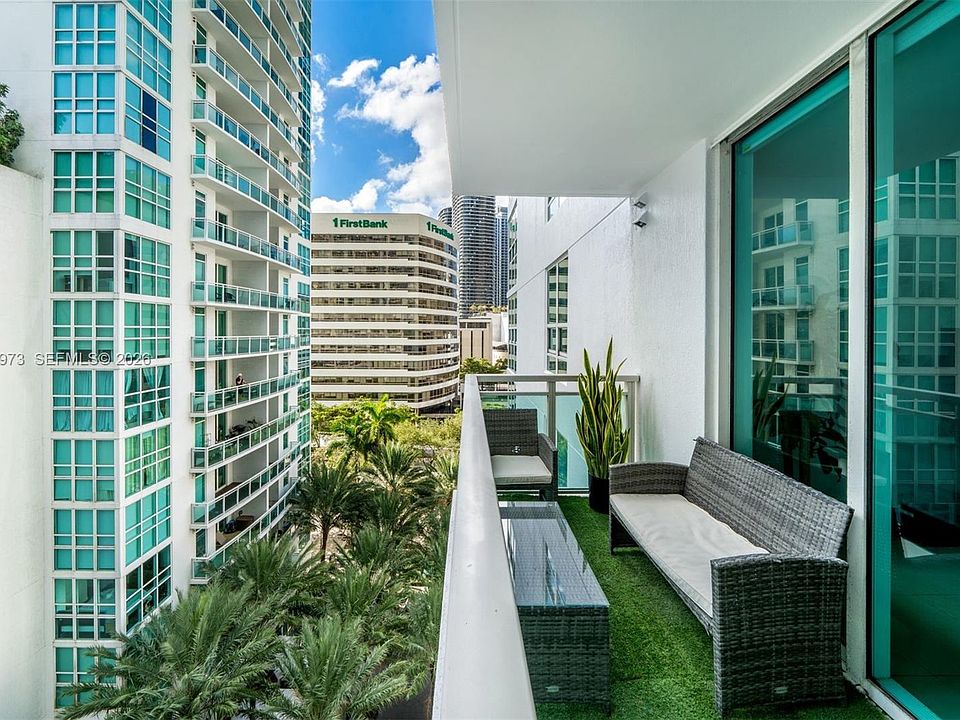 1st image of 950 Brickell Bay Dr APT 803