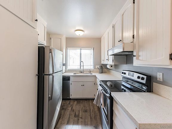 3rd image of 4540 Maple Ave Unit 249